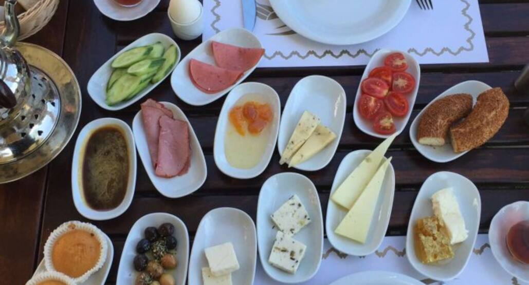 Emirgan Kahvalti Mekanlari Ve Fiyatlari Gezenti Anne